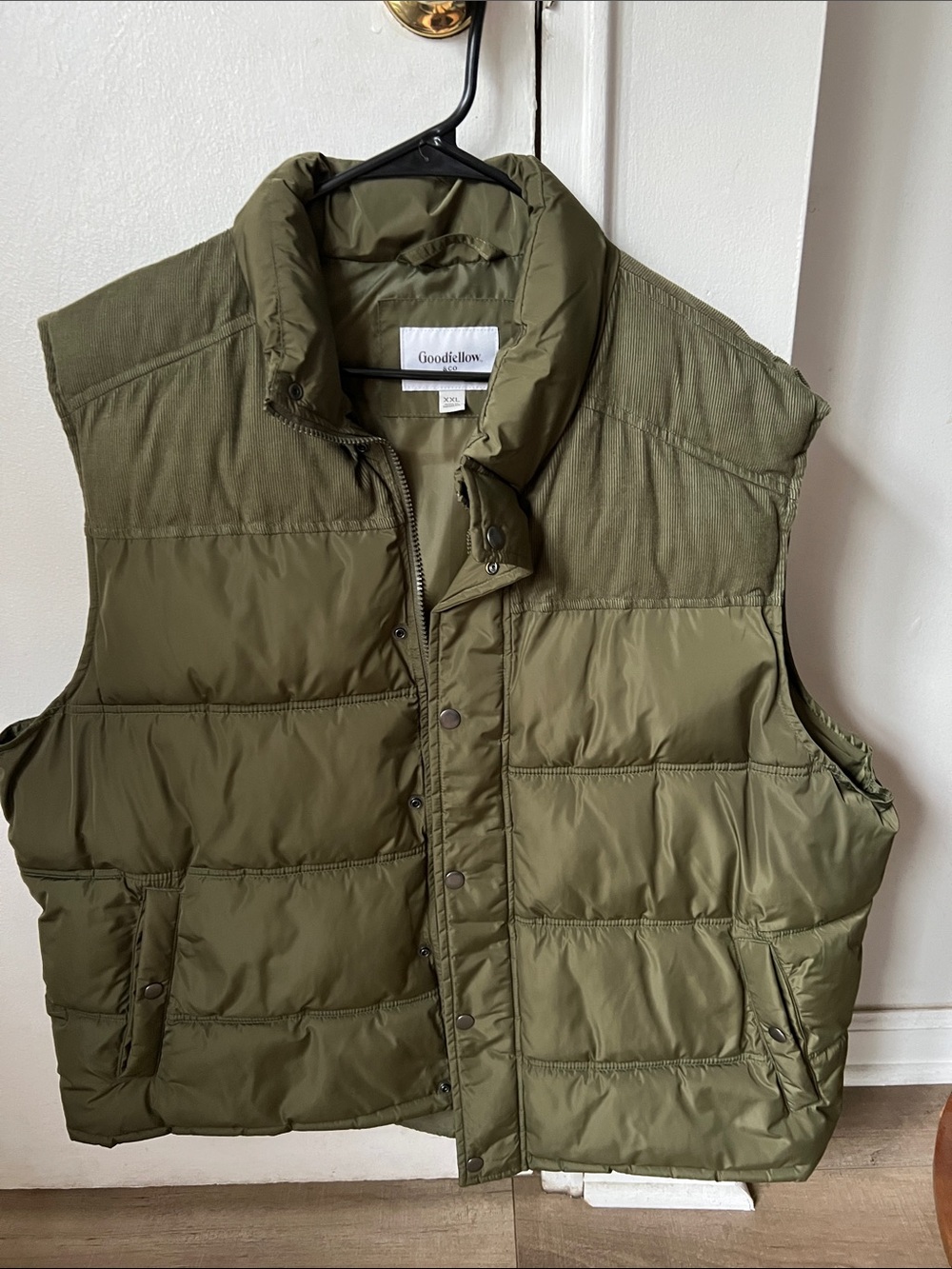 Goodfellow & Co Men's Olive Green Quilted Puffer Vest